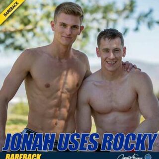 Something that really stands out to me when Jonah's gotten in to action with other guys for us is just how intense he is while making out. While he's still getting used to the ins and outs (pardon the pun!)...