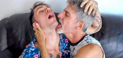Richard Lennox gets all the hottest boys! How does he do it? Syd Blackheart showed up at his door and minutes later they were exploring each others mouths.